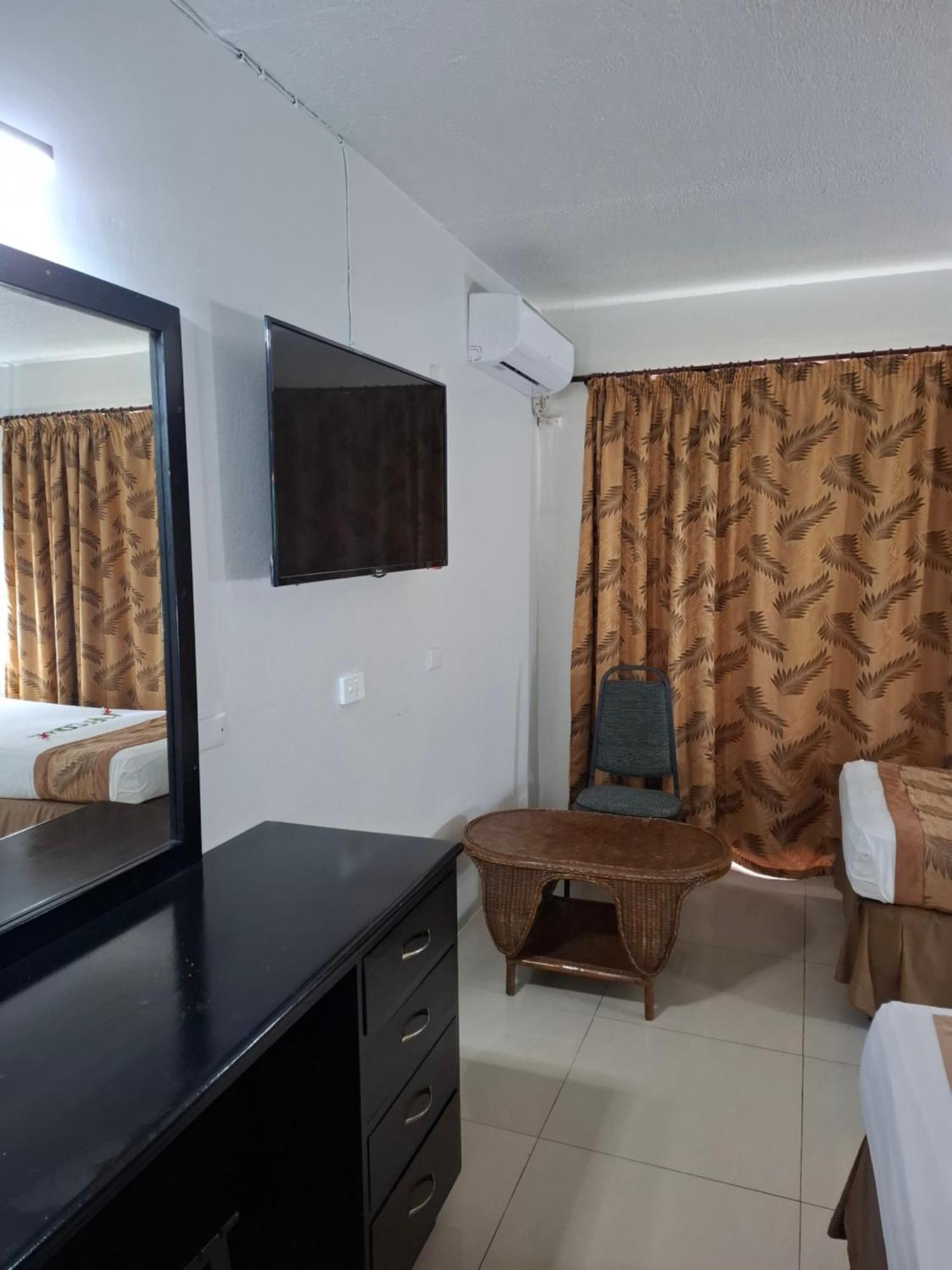 Capricorn International Hotel Nadi Zewnętrze zdjęcie