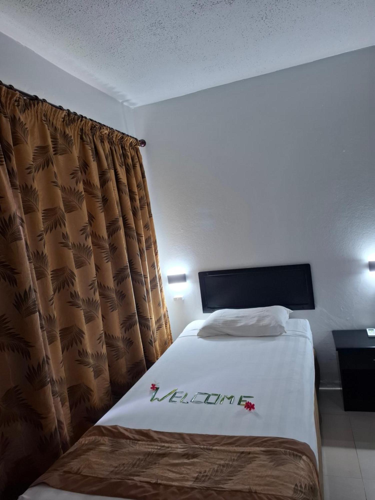 Capricorn International Hotel Nadi Zewnętrze zdjęcie